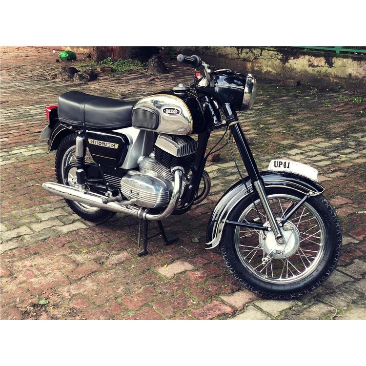 Yezdi Classic 1984 Vintage Model